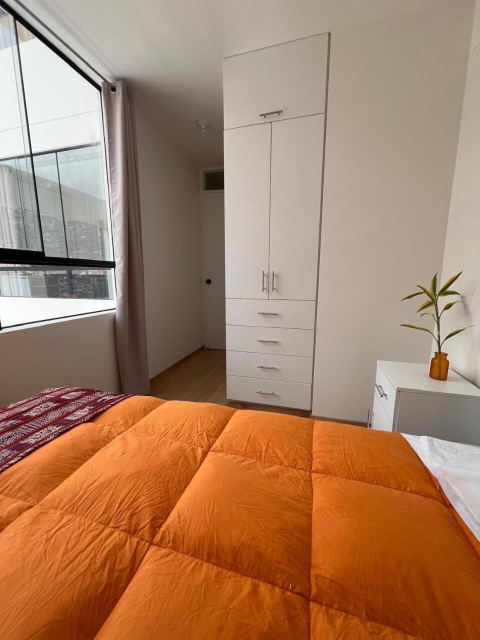 Apartment New And Cozy Qenqo In *